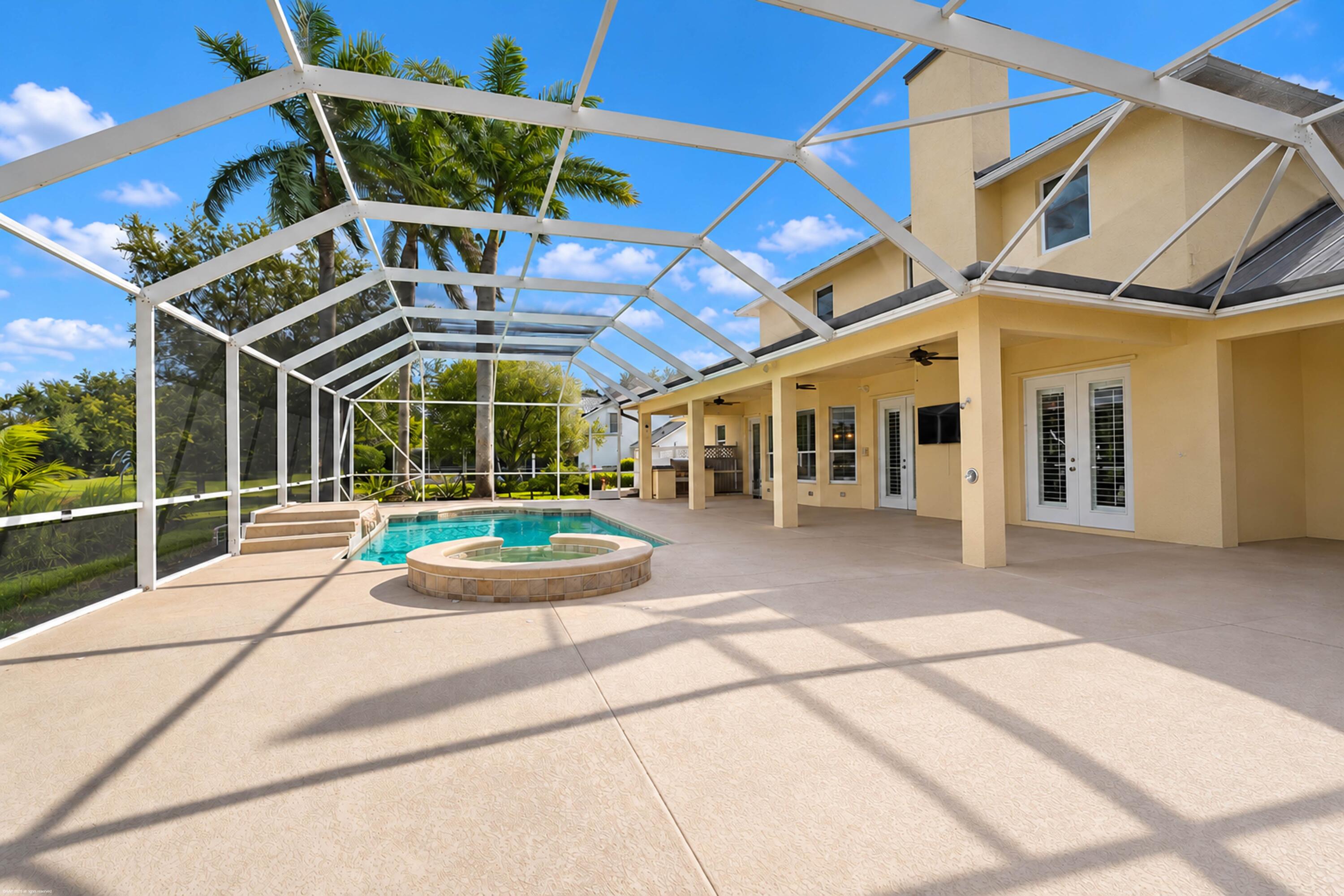 5508 SW ORCHID BAY Drive