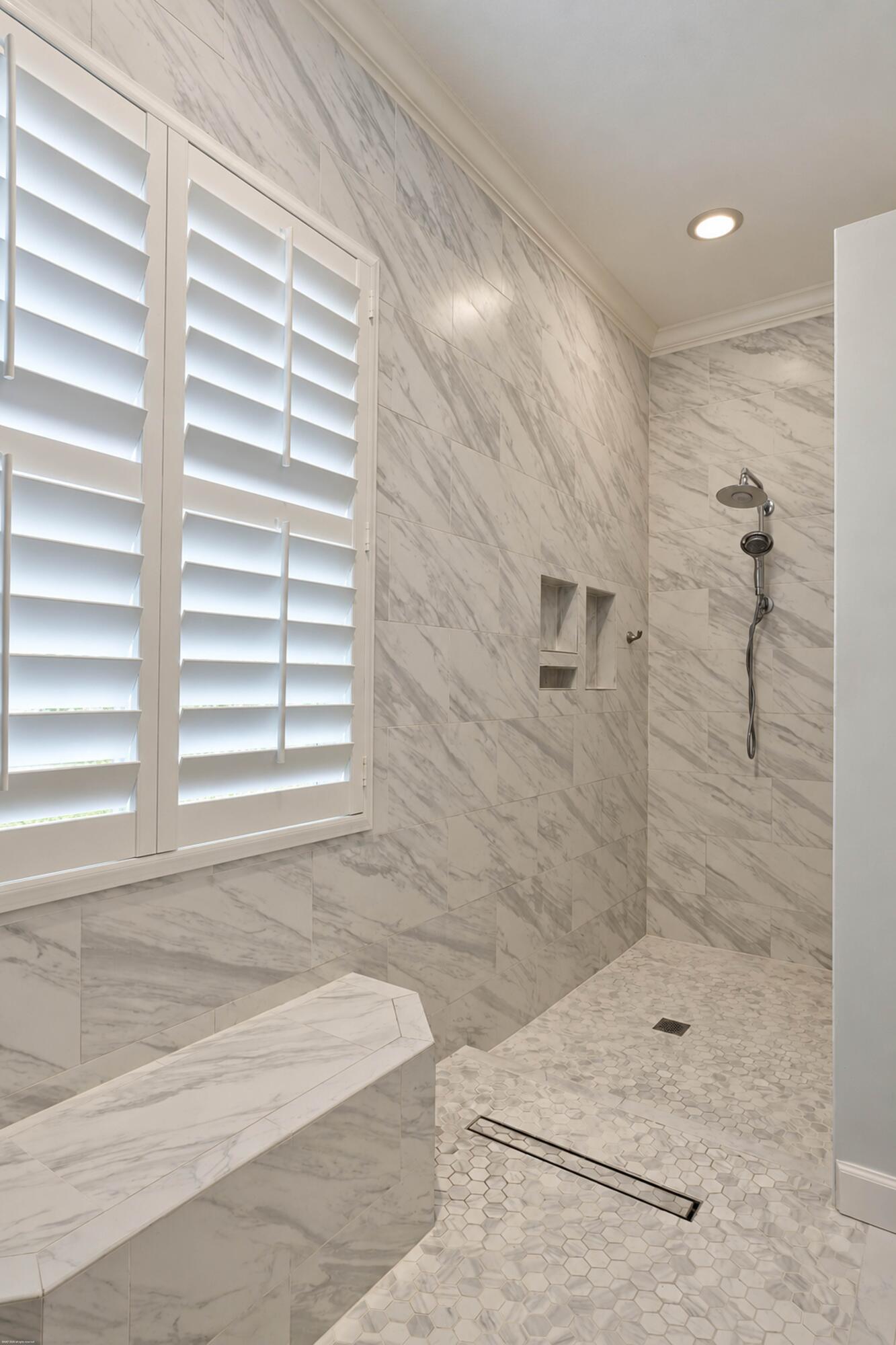 5508 SW ORCHID BAY Drive