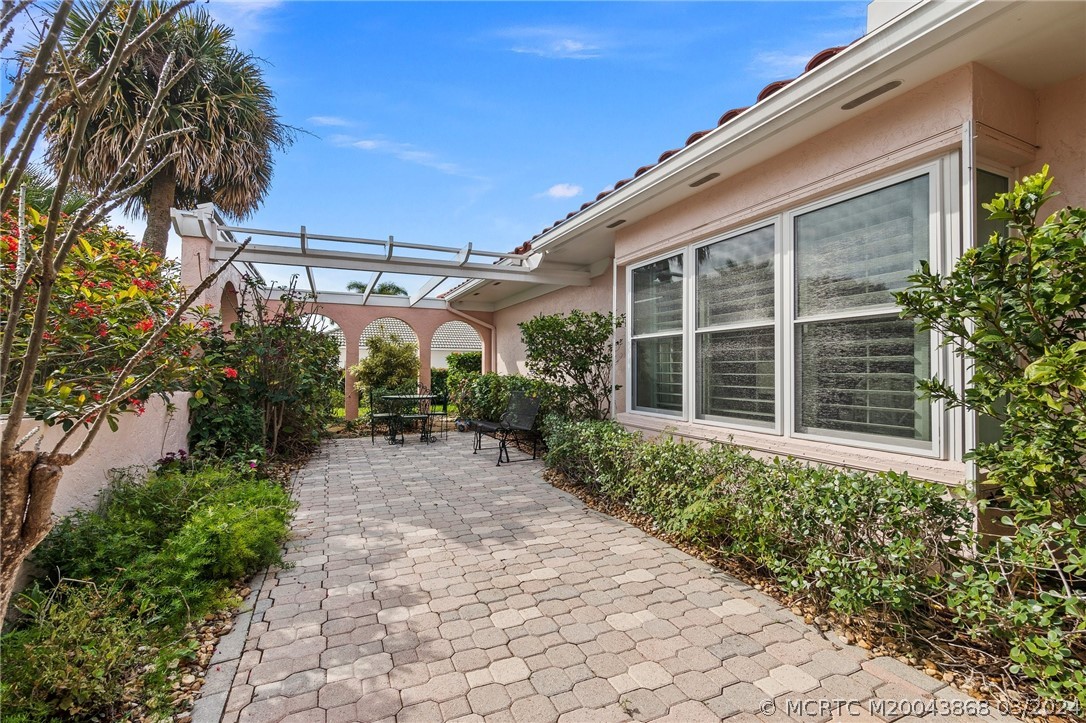 4103 SE Fairway E
