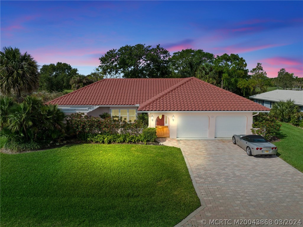 4103 SE Fairway E