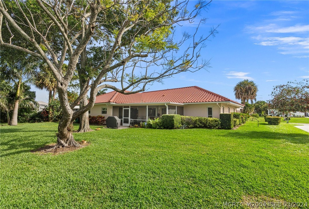 4103 SE Fairway E