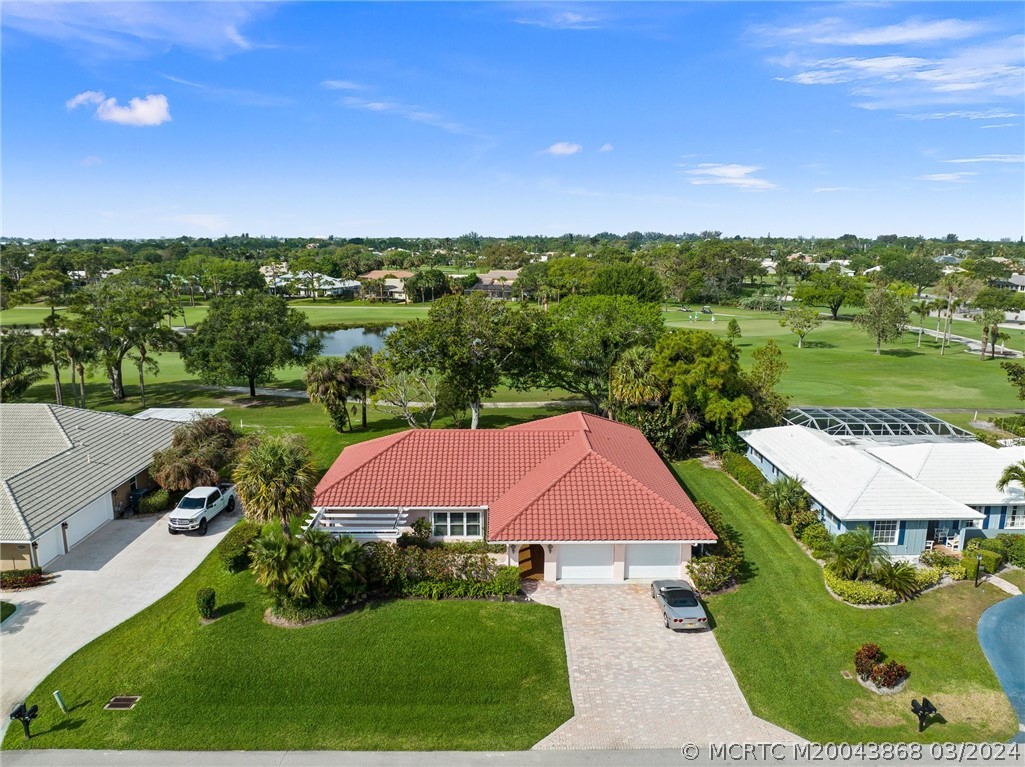 4103 SE Fairway E