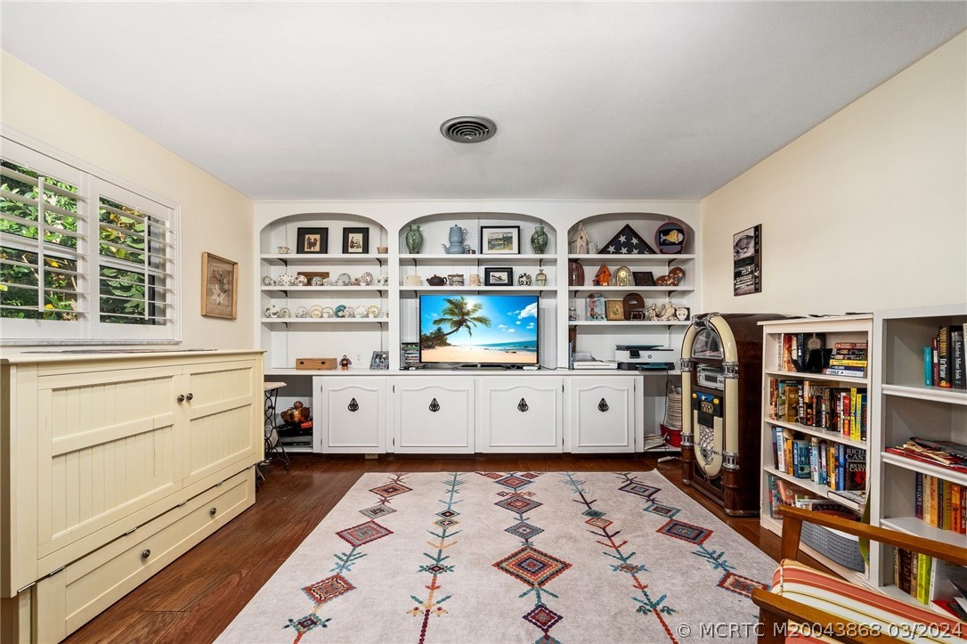 4103 SE Fairway E