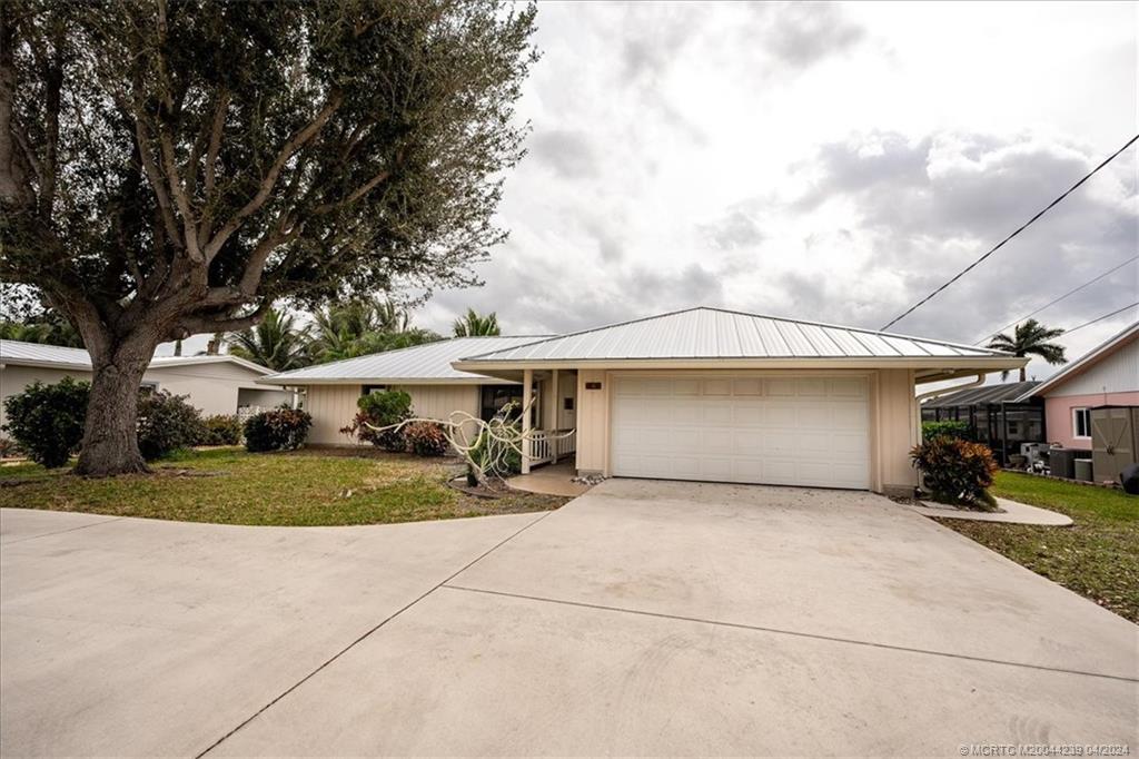 1364 SW Egret Way