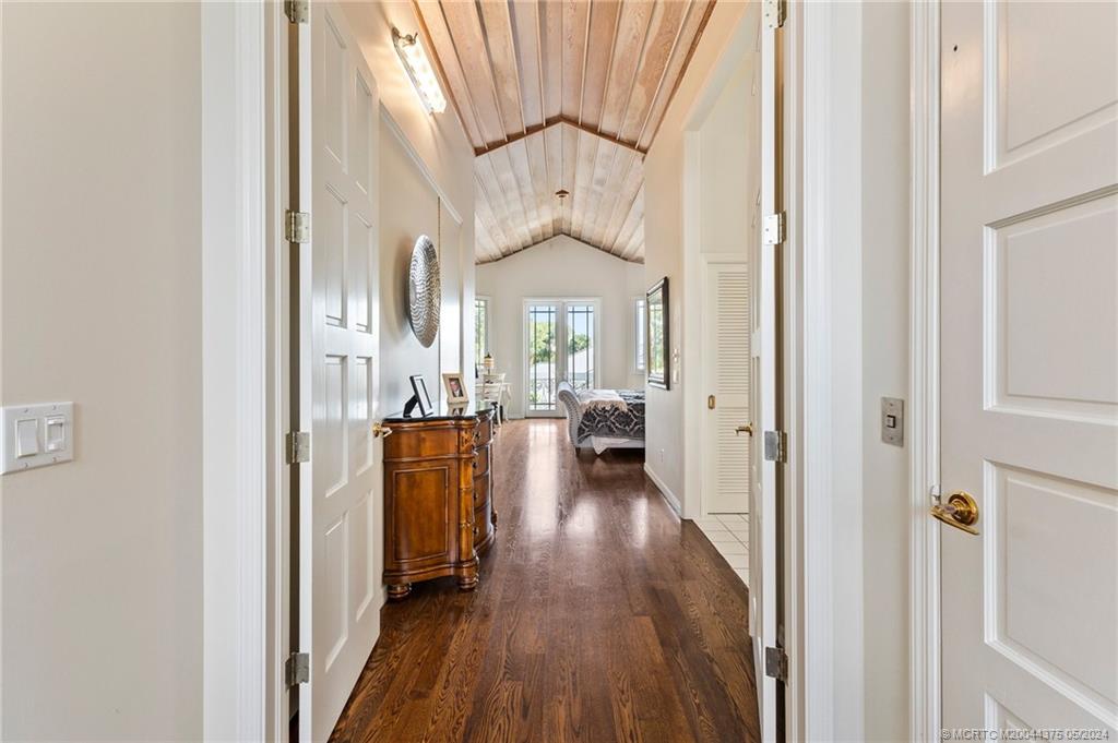 12 Oakwood Drive