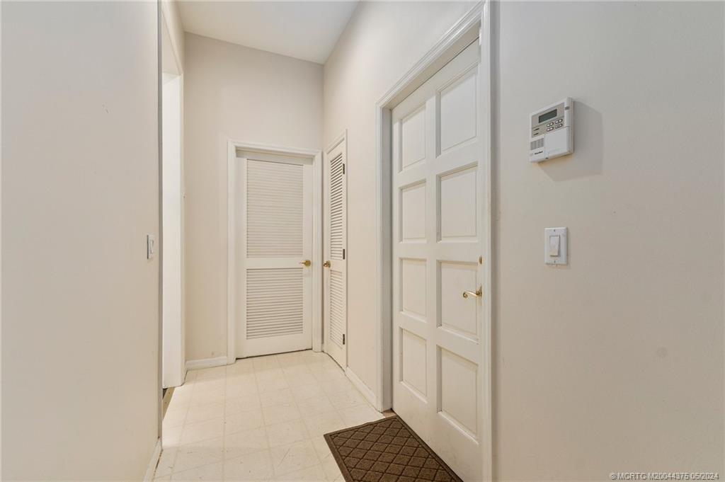 12 Oakwood Drive