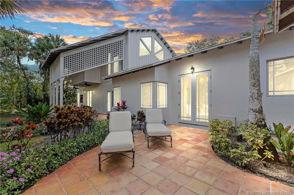 12 Oakwood Drive