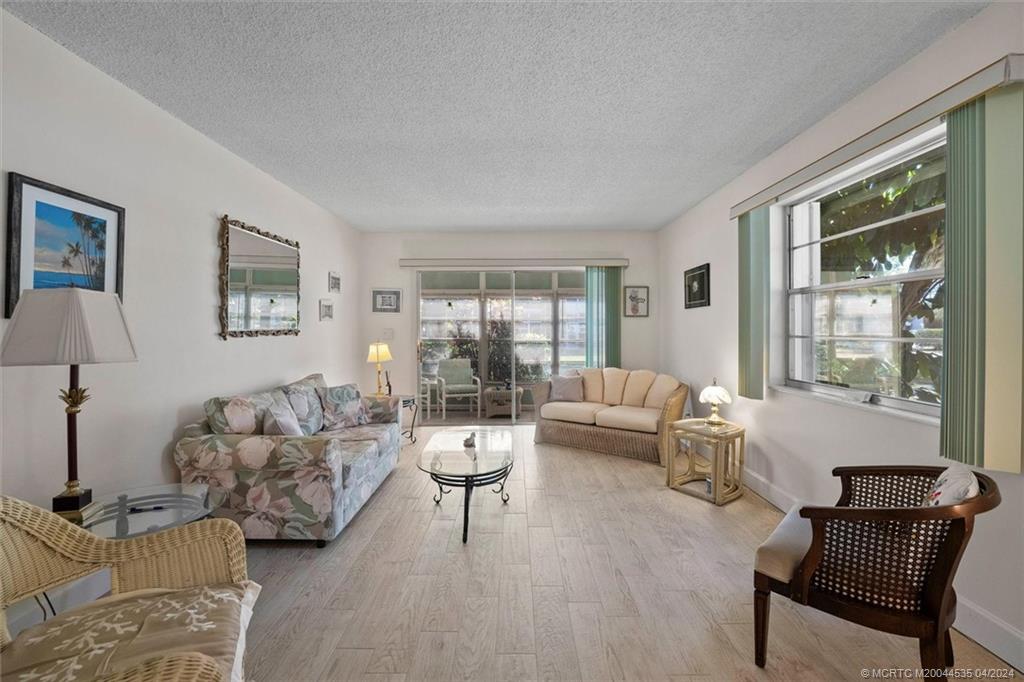 2600 SE Ocean Blvd Q1