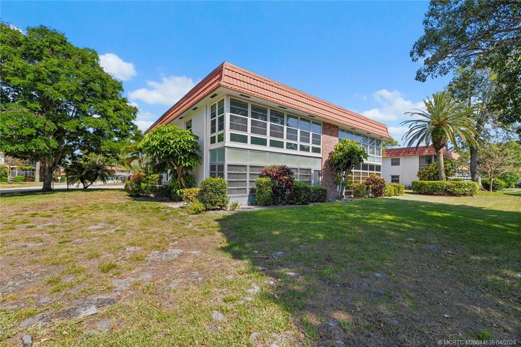 2600 SE Ocean Blvd Q1