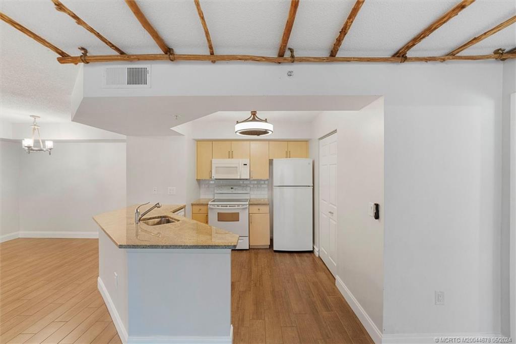 3673 NW Adriatic Lane 106-5
