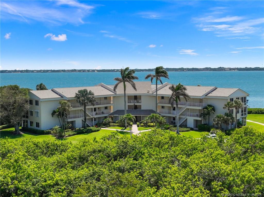 2370 NE Ocean Blvd A303
