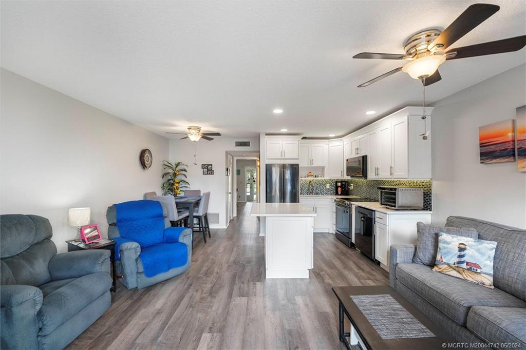 2600 SE Ocean Blvd FF4