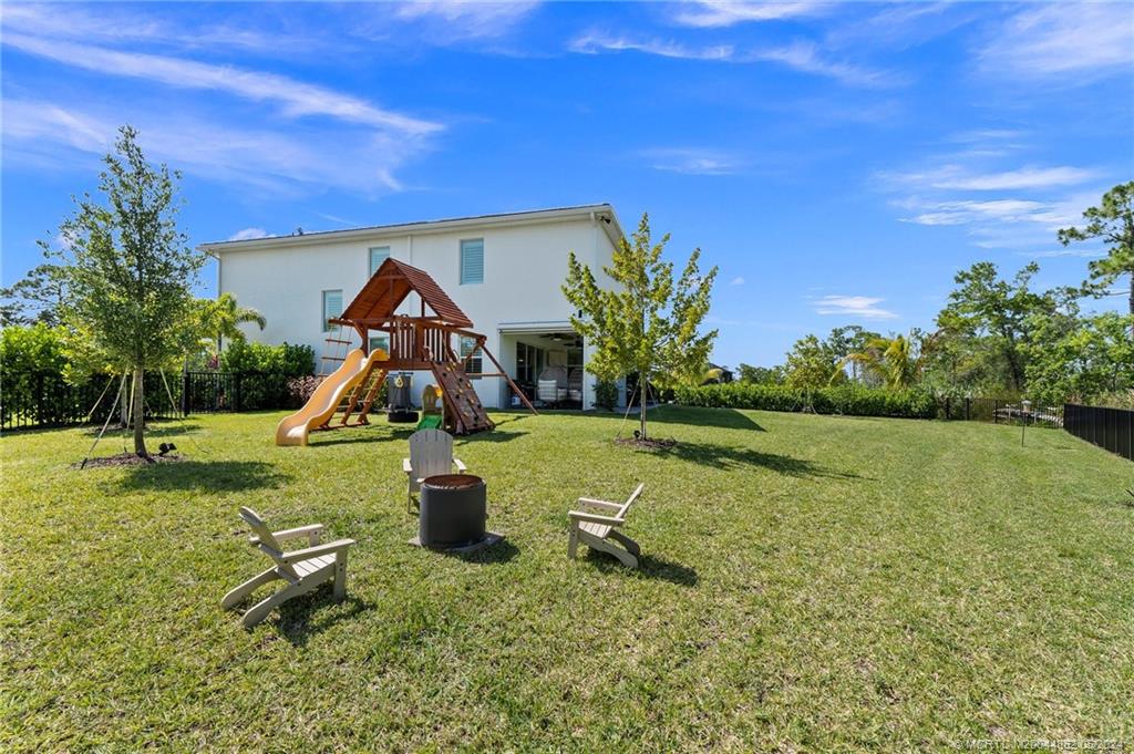 5083 SW Winchester Drive