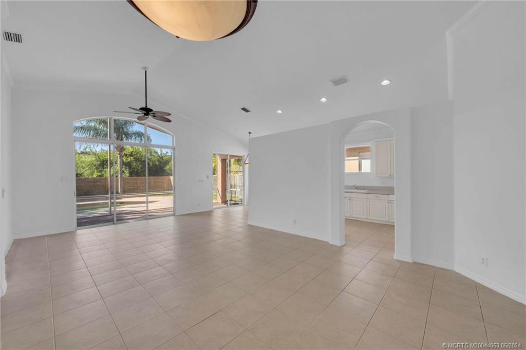 2152 NW Marsh Rabbit Lane