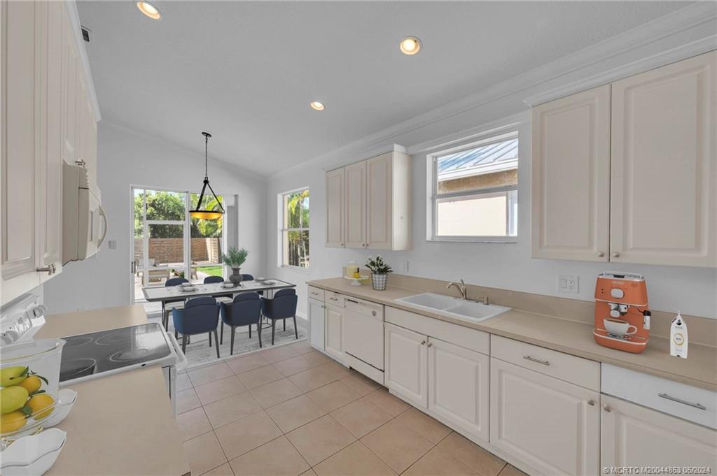 2152 NW Marsh Rabbit Lane