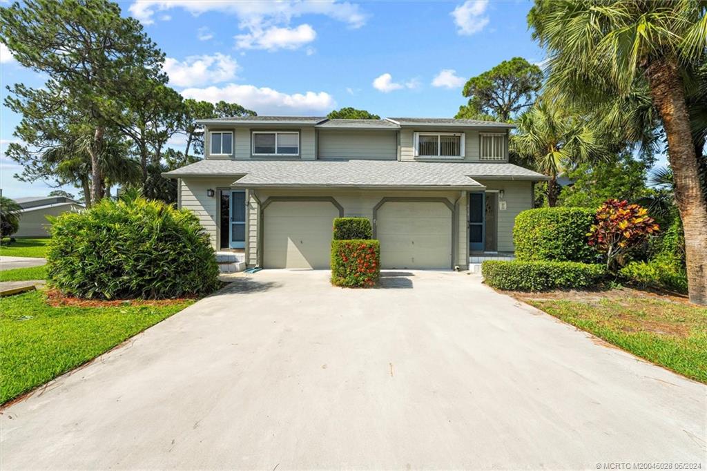 616 NE Wax Myrtle Way
