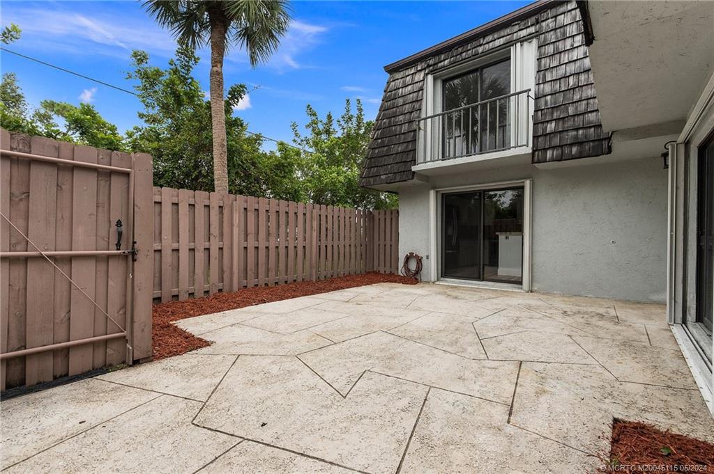 762 NW 10th Terrace