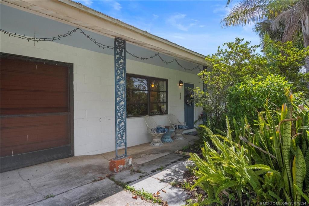 2279 NW Sunset Blvd