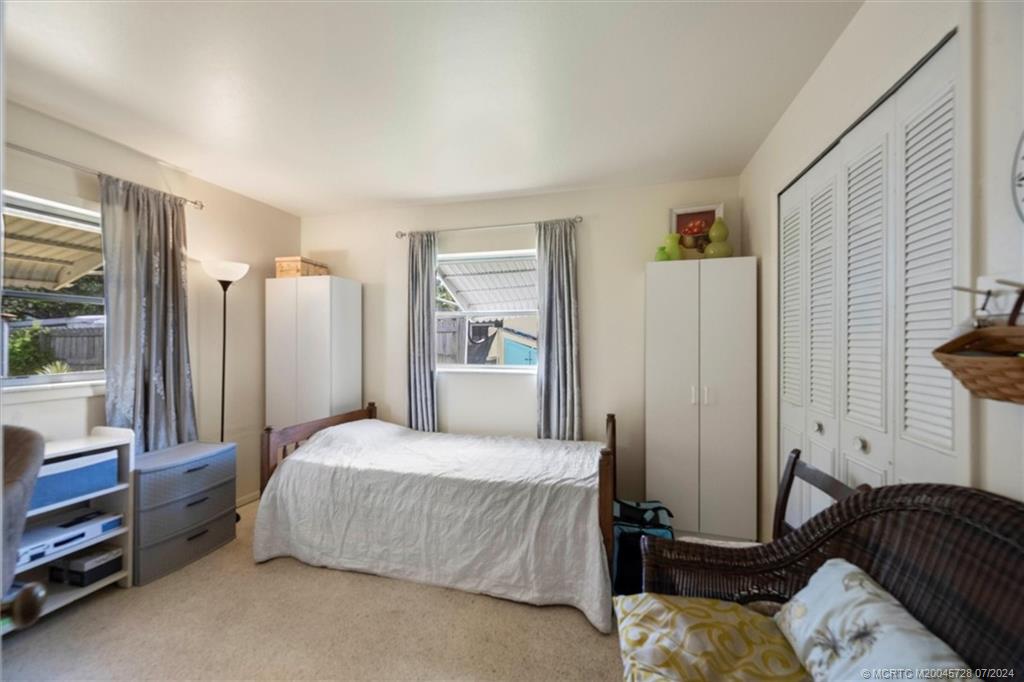 2279 NW Sunset Blvd