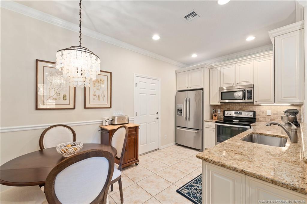 112 Black Ironwood Road 104