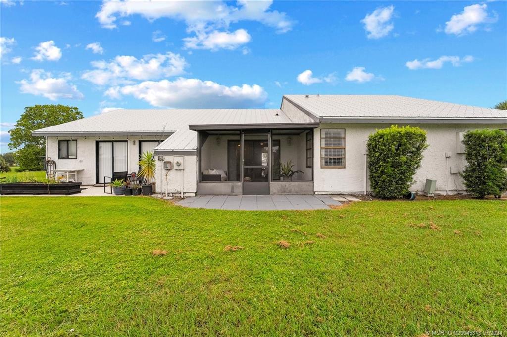 241 SW Sterret Circle