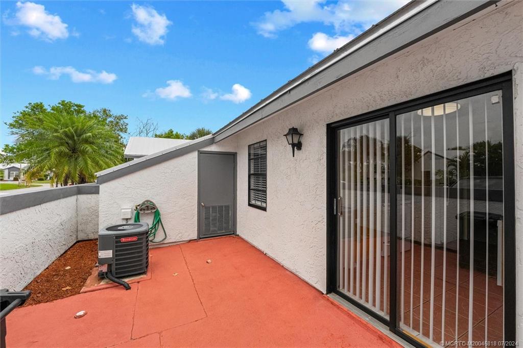 241 SW Sterret Circle