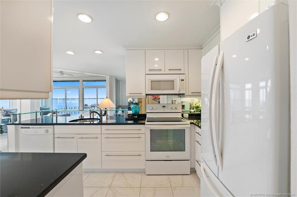 2370 NE Ocean Blvd A203
