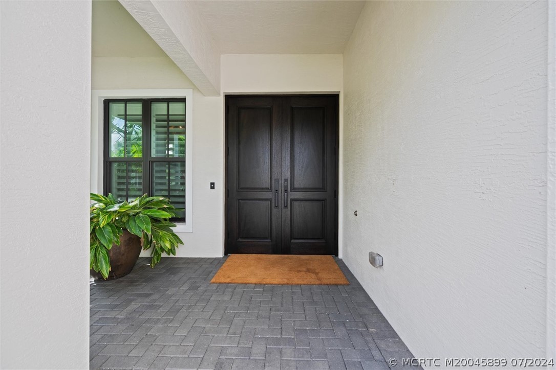 13662 Artisan Circle