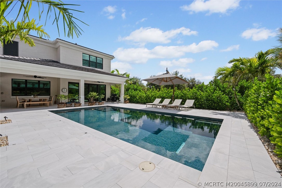 13662 Artisan Circle