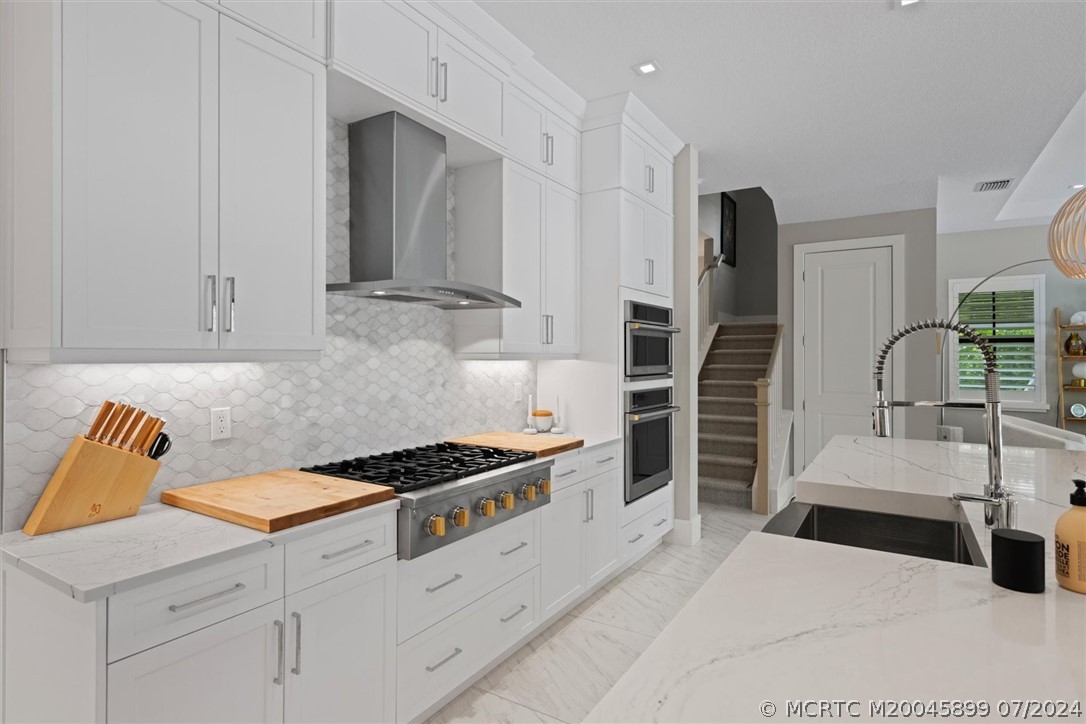 13662 Artisan Circle