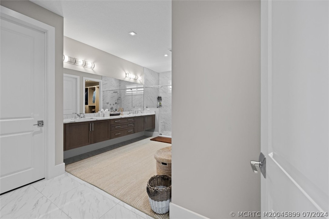 13662 Artisan Circle