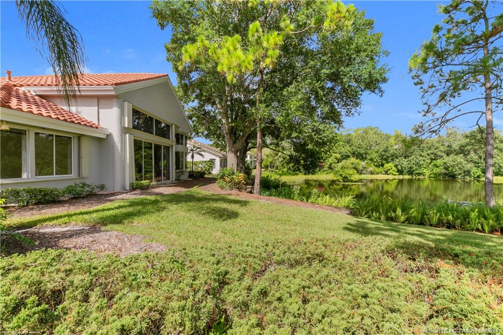 1512 NW Sweet Bay Circle