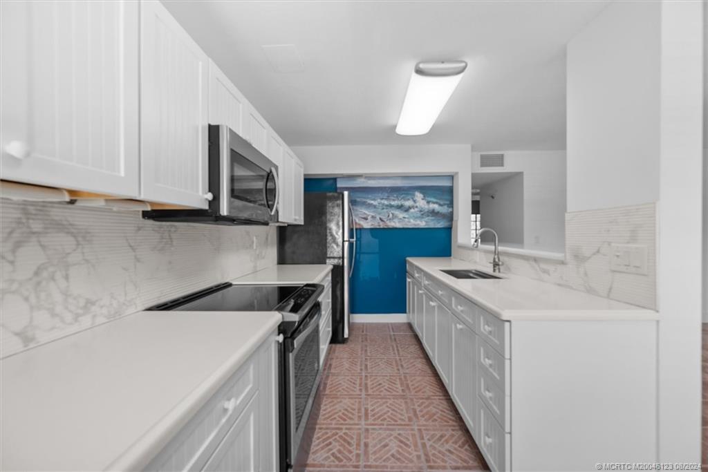 2929 SE Ocean Blvd 2