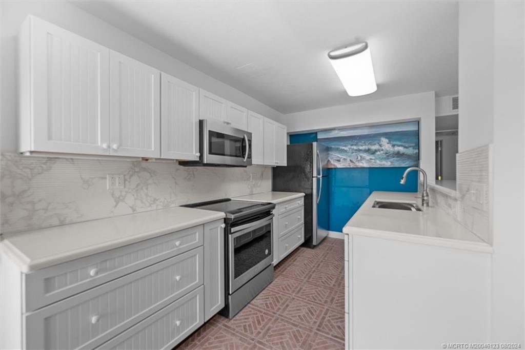 2929 SE Ocean Blvd 2