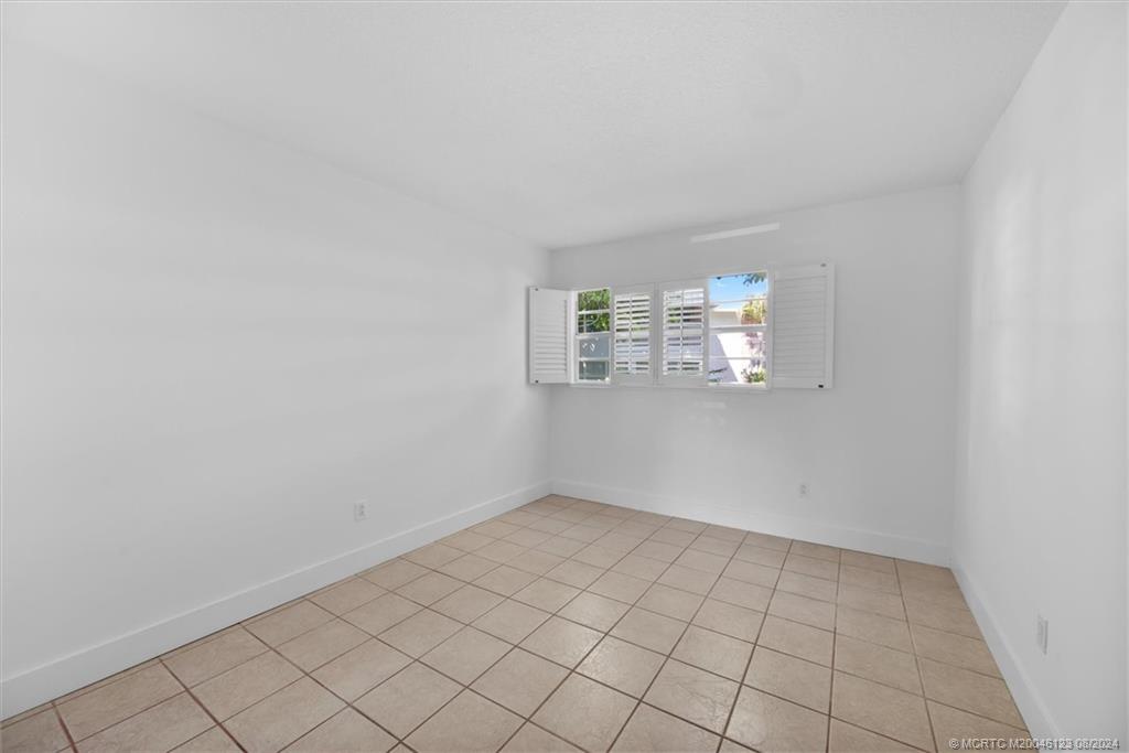 2929 SE Ocean Blvd 2