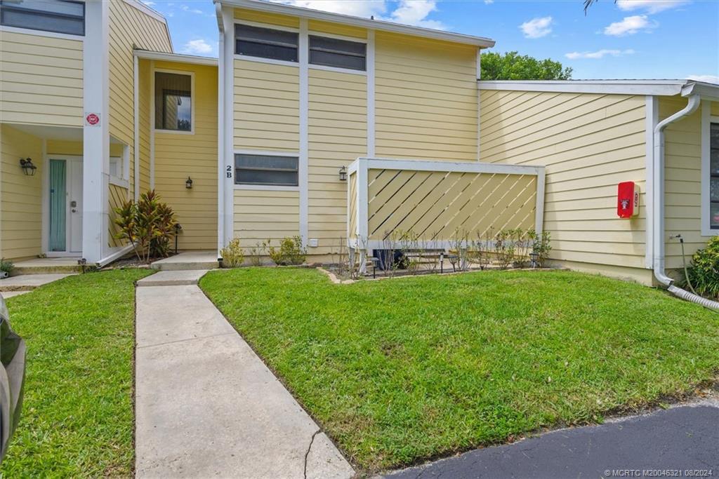 402 Lakewood Ct 2B