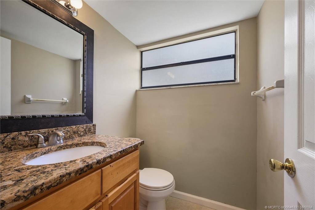 402 Lakewood Ct 2B