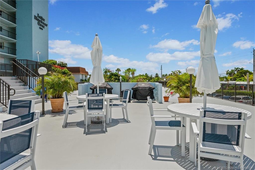3040 Lake Shore Drive 301