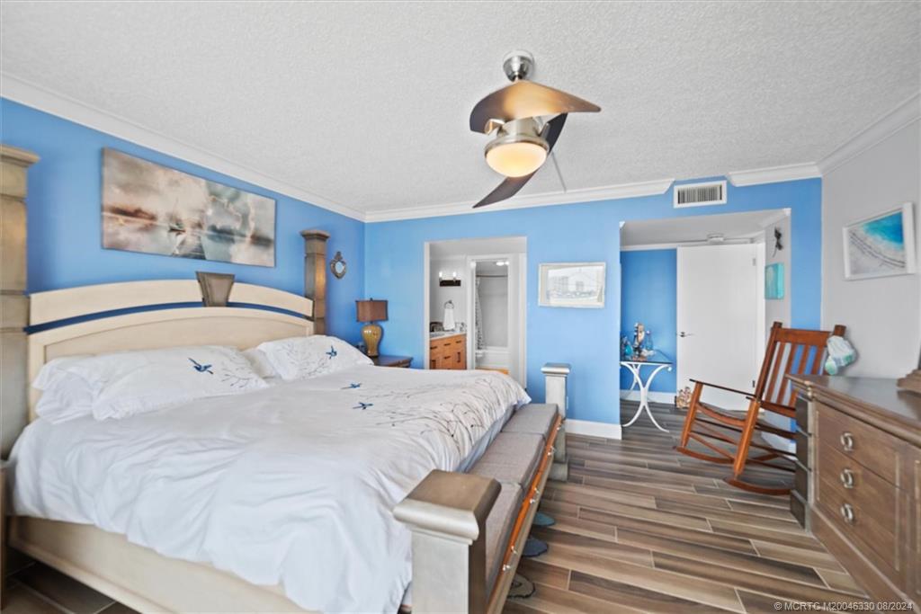 3040 Lake Shore Drive 301