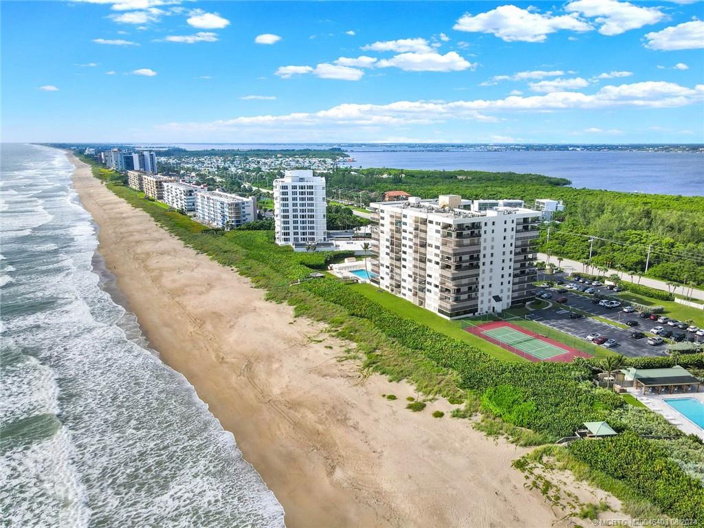 10044 S Ocean Drive 402