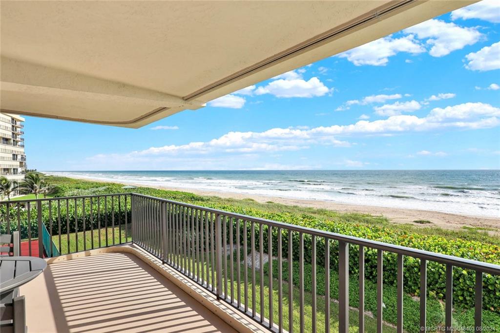 10044 S Ocean Drive 402