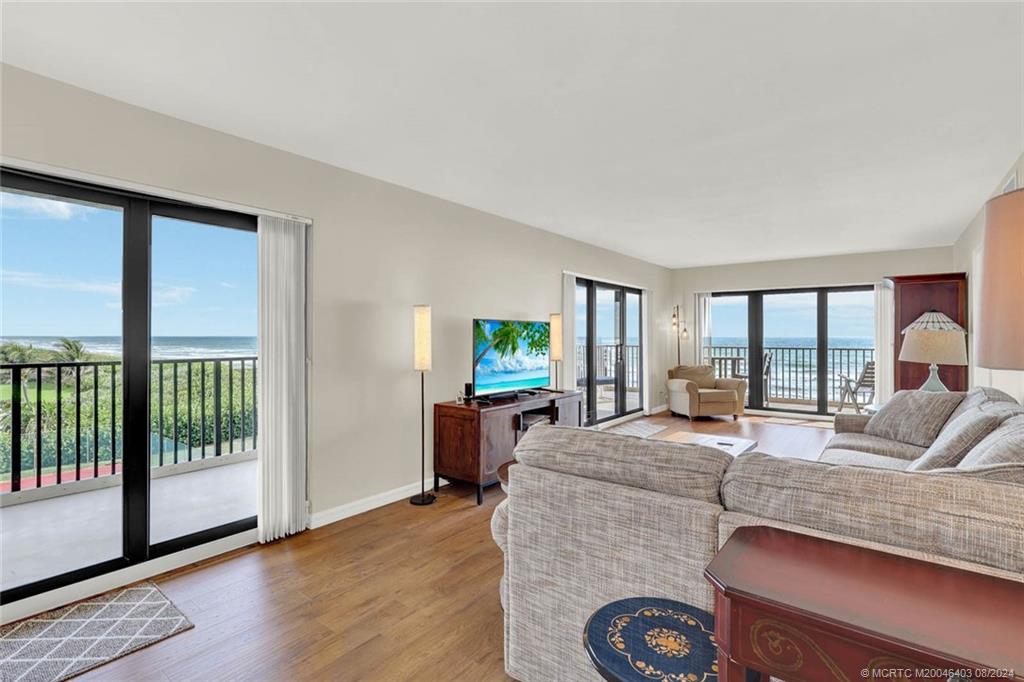 10044 S Ocean Drive 402