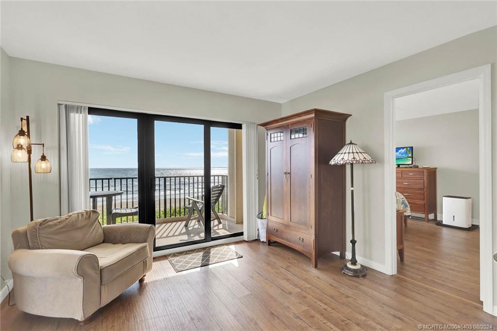 10044 S Ocean Drive 402