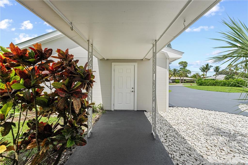 1134 NW Spruce Ridge Drive