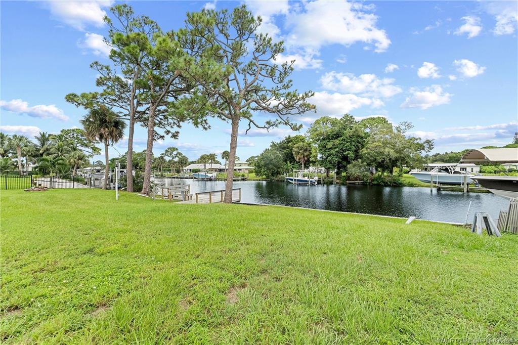 1134 NW Spruce Ridge Drive