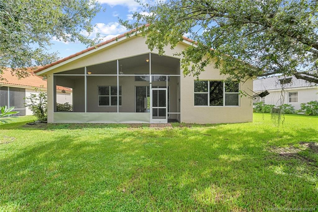 1172 SE Fleming Way