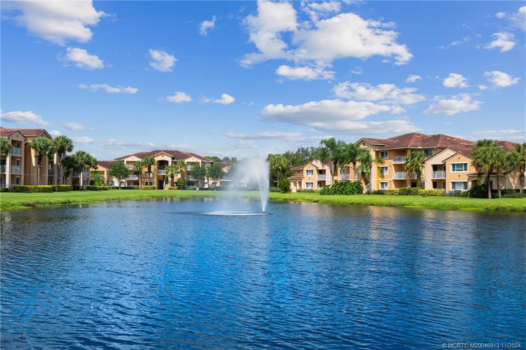 181 SW Palm Drive 207