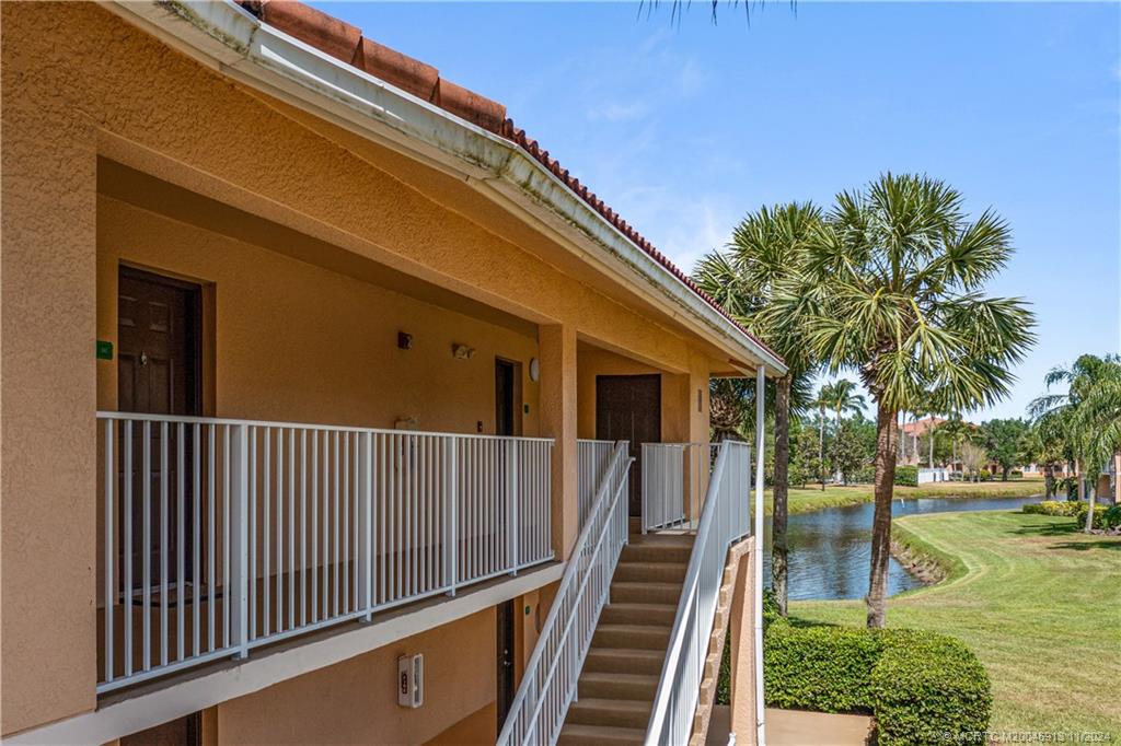 181 SW Palm Drive 207