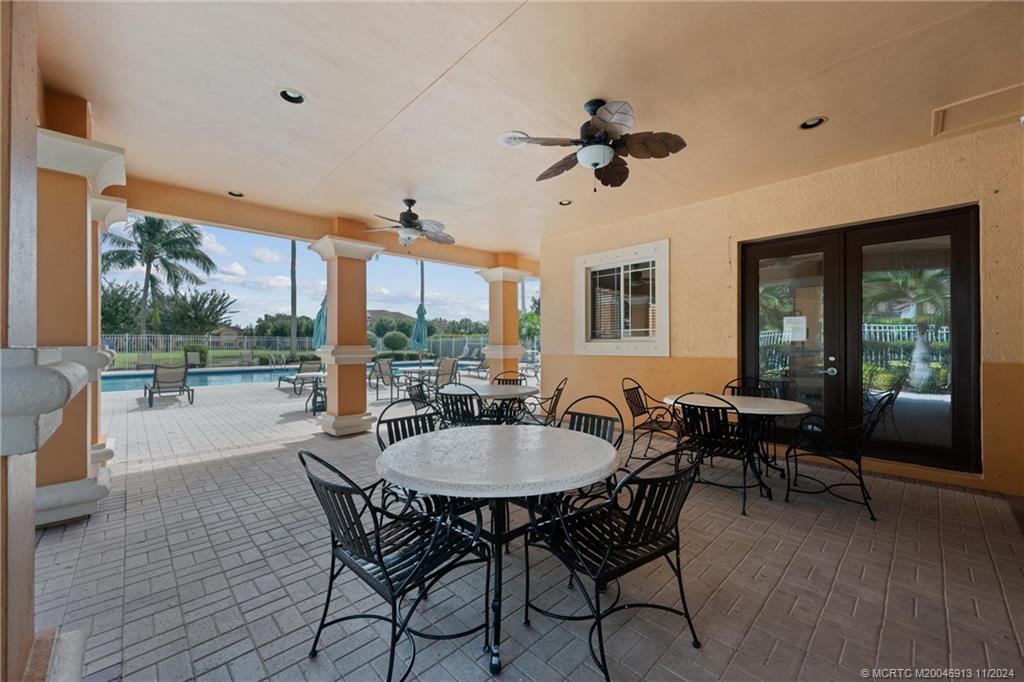 181 SW Palm Drive 207