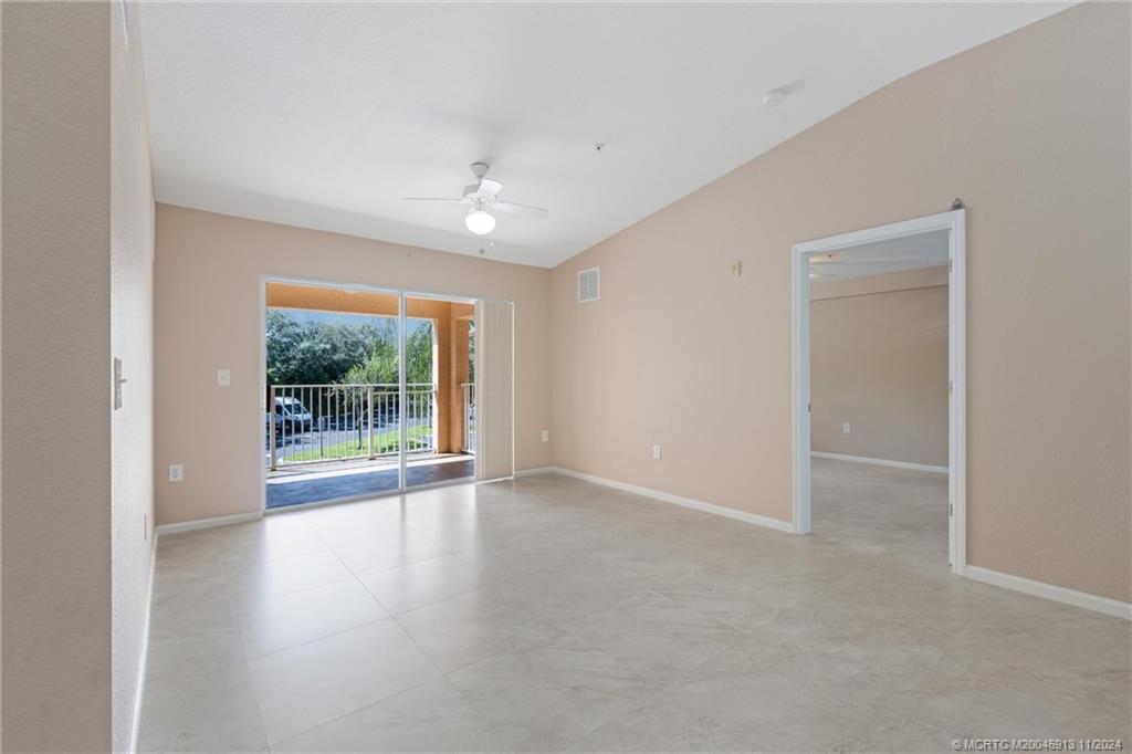 181 SW Palm Drive 207